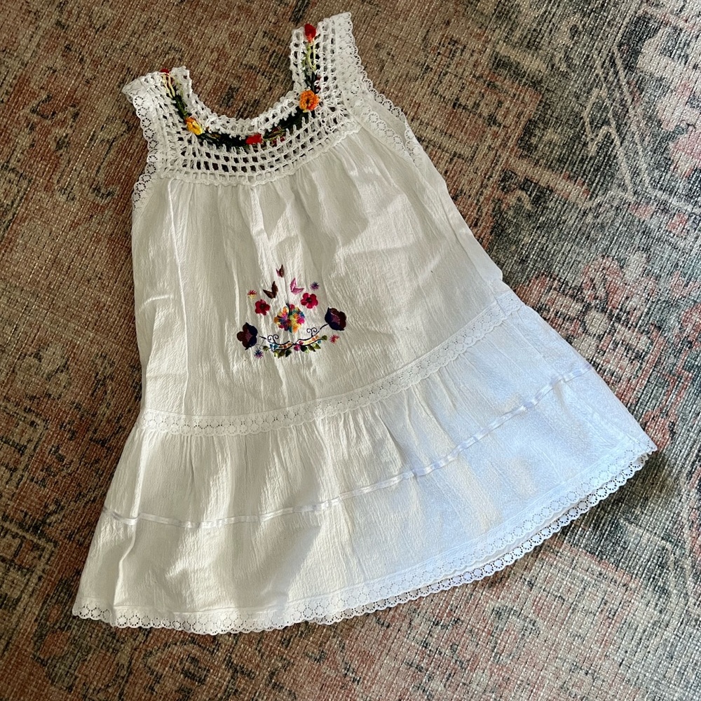 Little Girl White Embroidered Dress Size 4